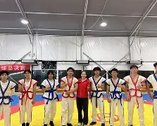 关于淘汰赛巅峰对决！钱塘烈马队失利西城风暴队，摔跤赛场再起波澜；韧性比赛的样板的信息
